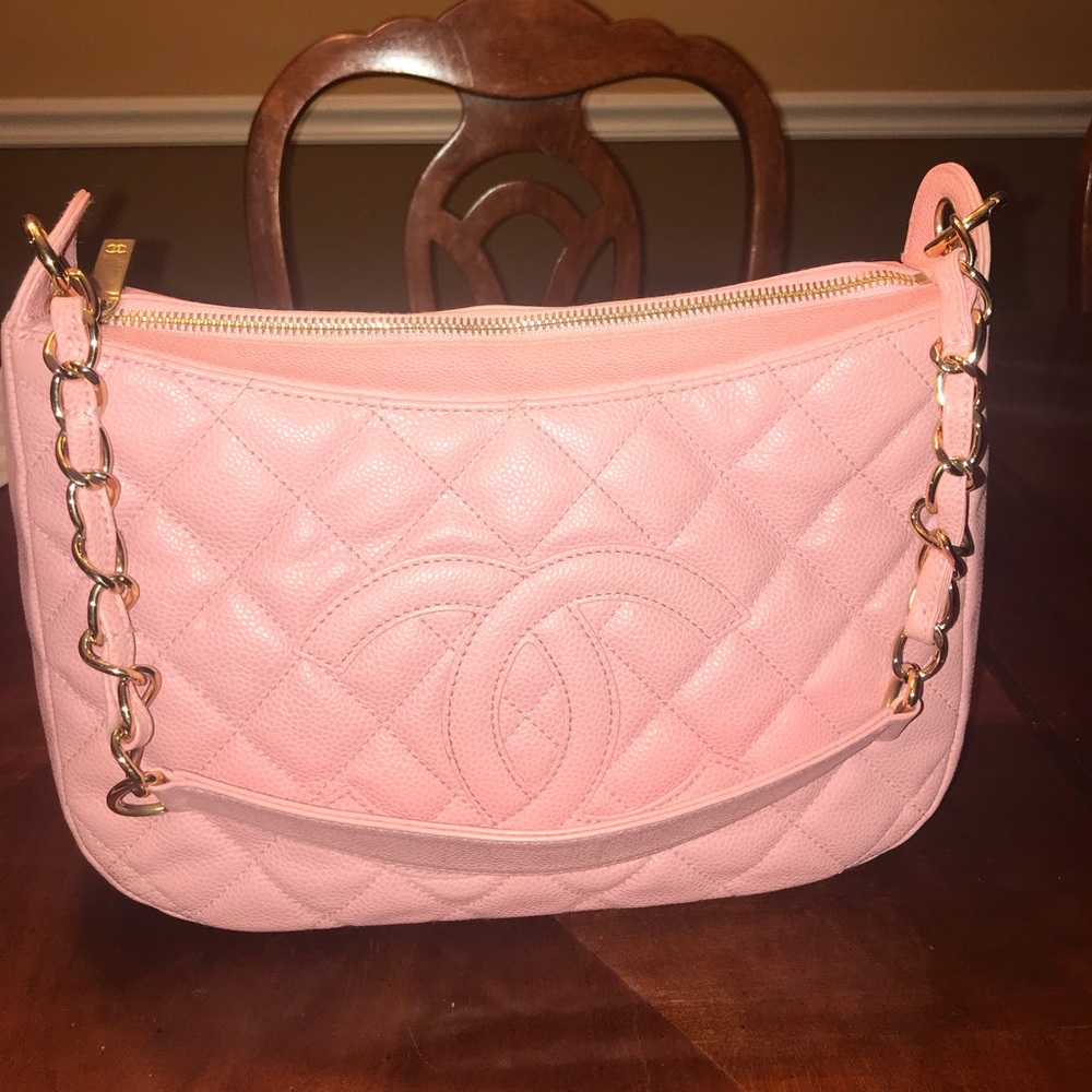 ❌❌SOLD❌❌Pristine Chanel Shoulder Bag